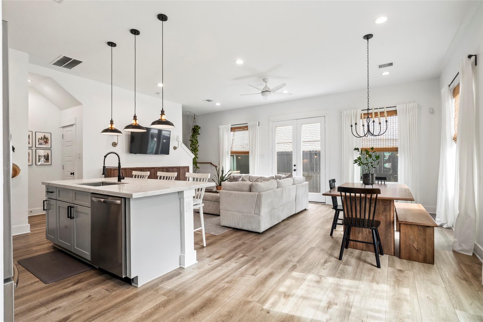 5202 Pinemont Creek Lane