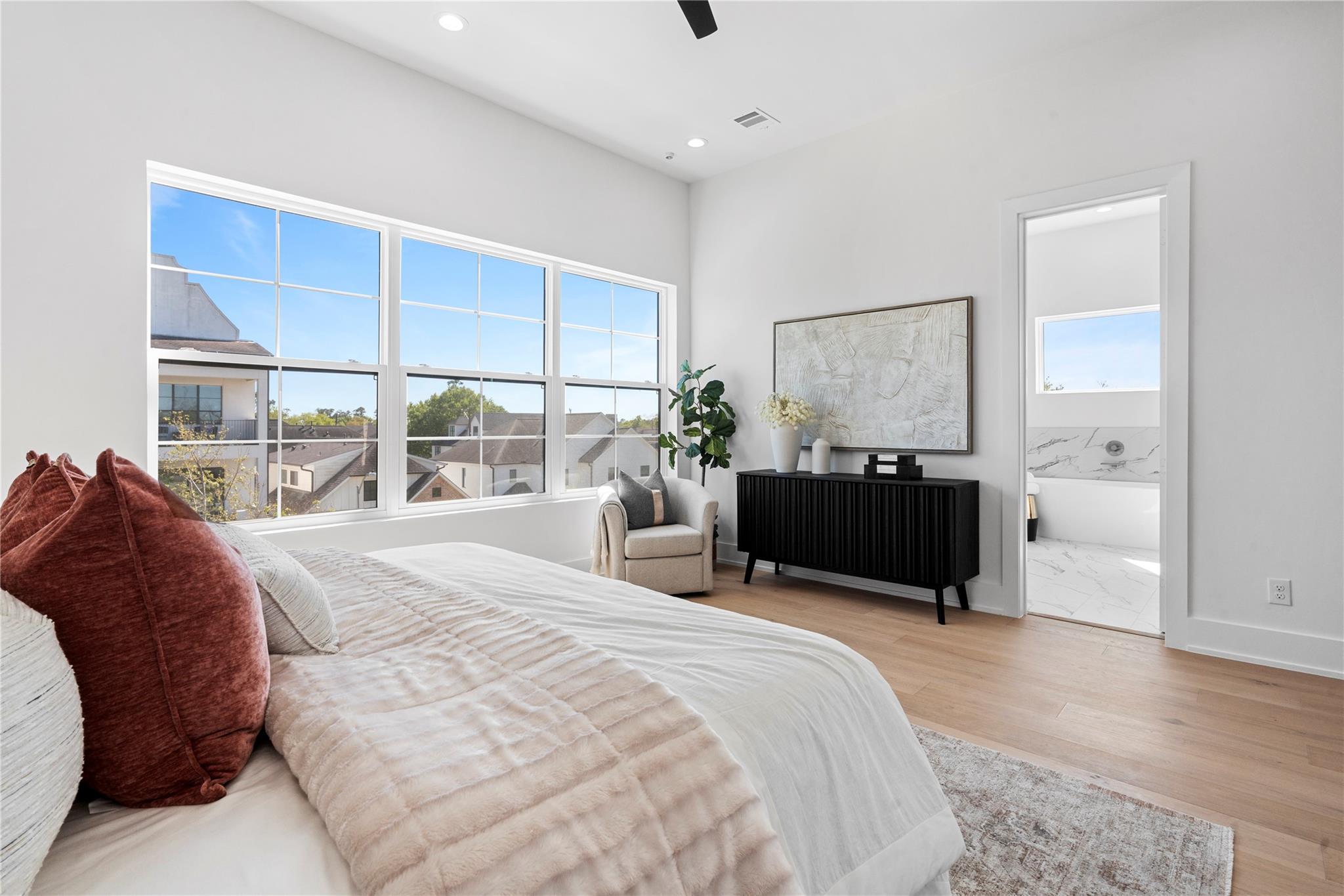 1602 Janak Garden Lane