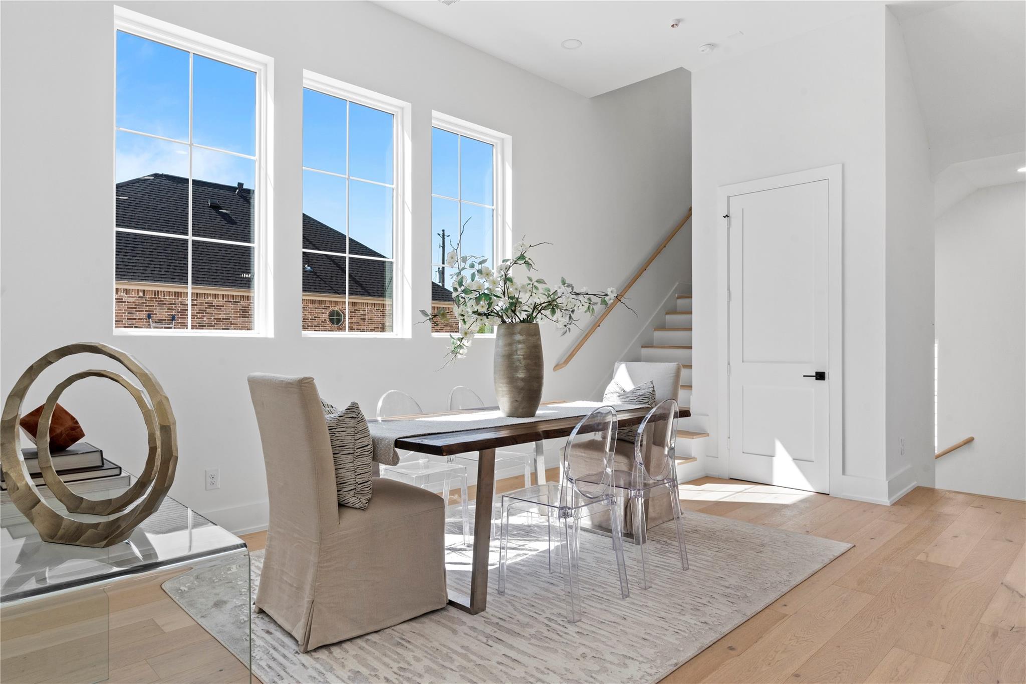 1602 Janak Garden Lane