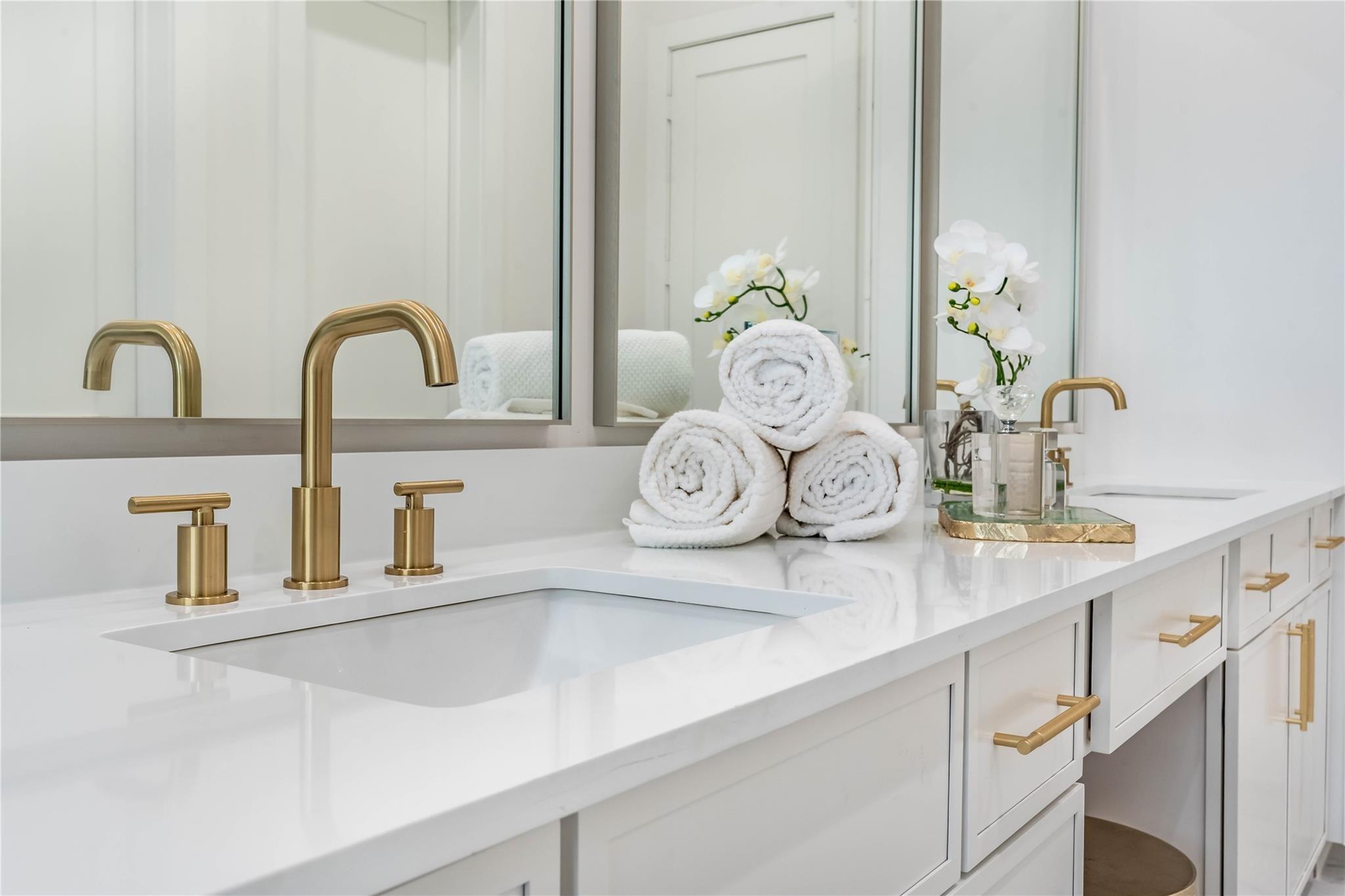 1606 Janak Garden Lane