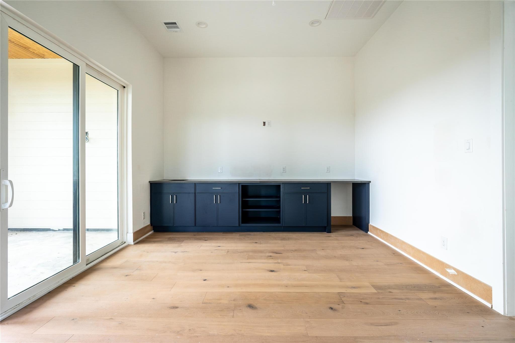 1606 Janak Garden Lane