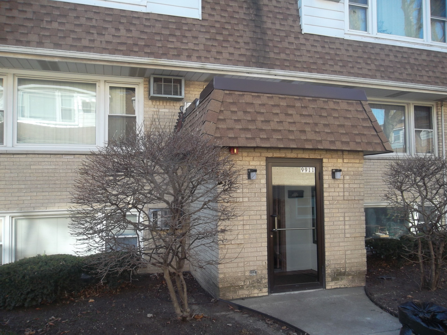 9911 W 58th Street Unit: 9