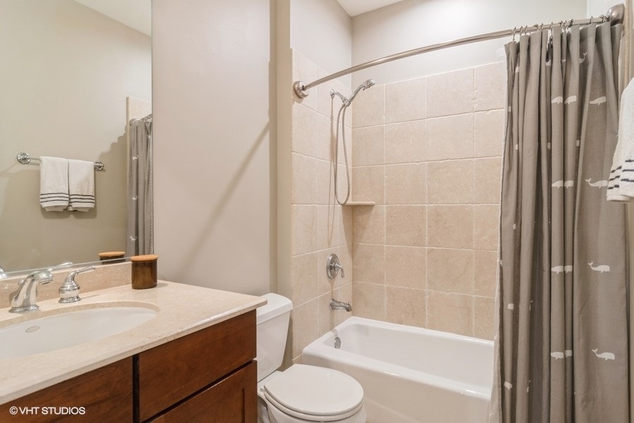 6014 N Wolcott Avenue Unit: 2S