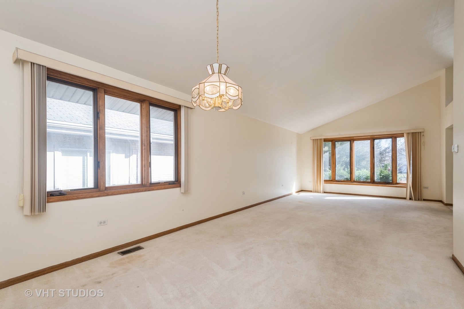 12654 S Massasoit Avenue