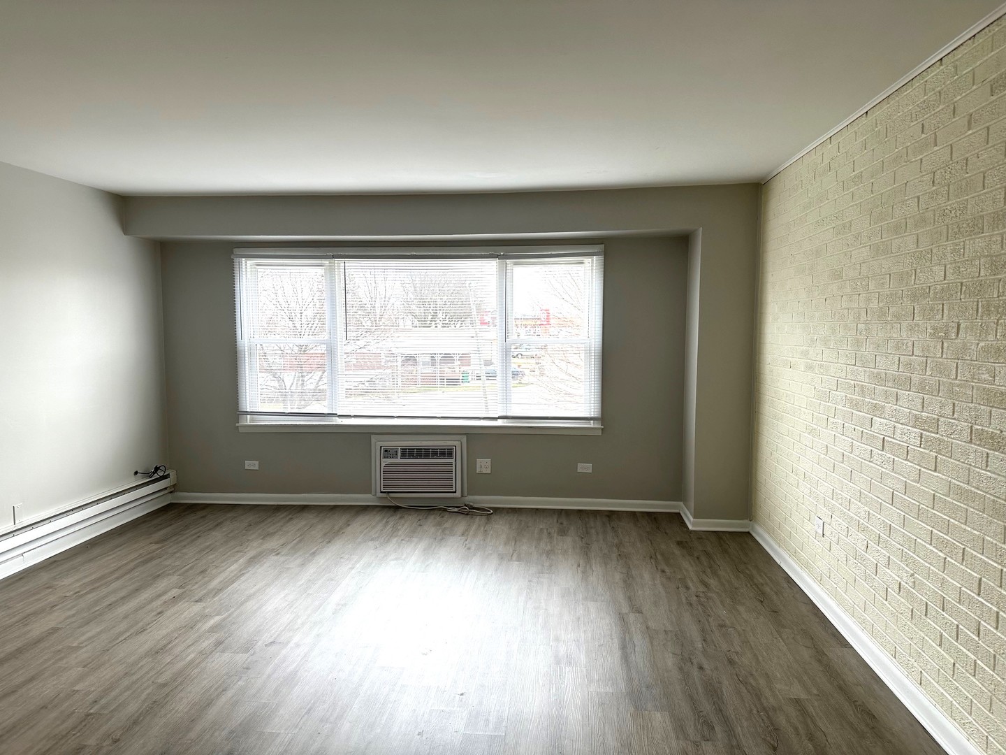 9709 Lorraine Drive Unit: 10