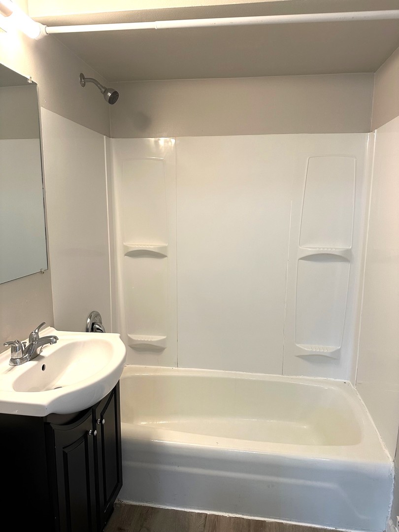 9709 Lorraine Drive Unit: 10