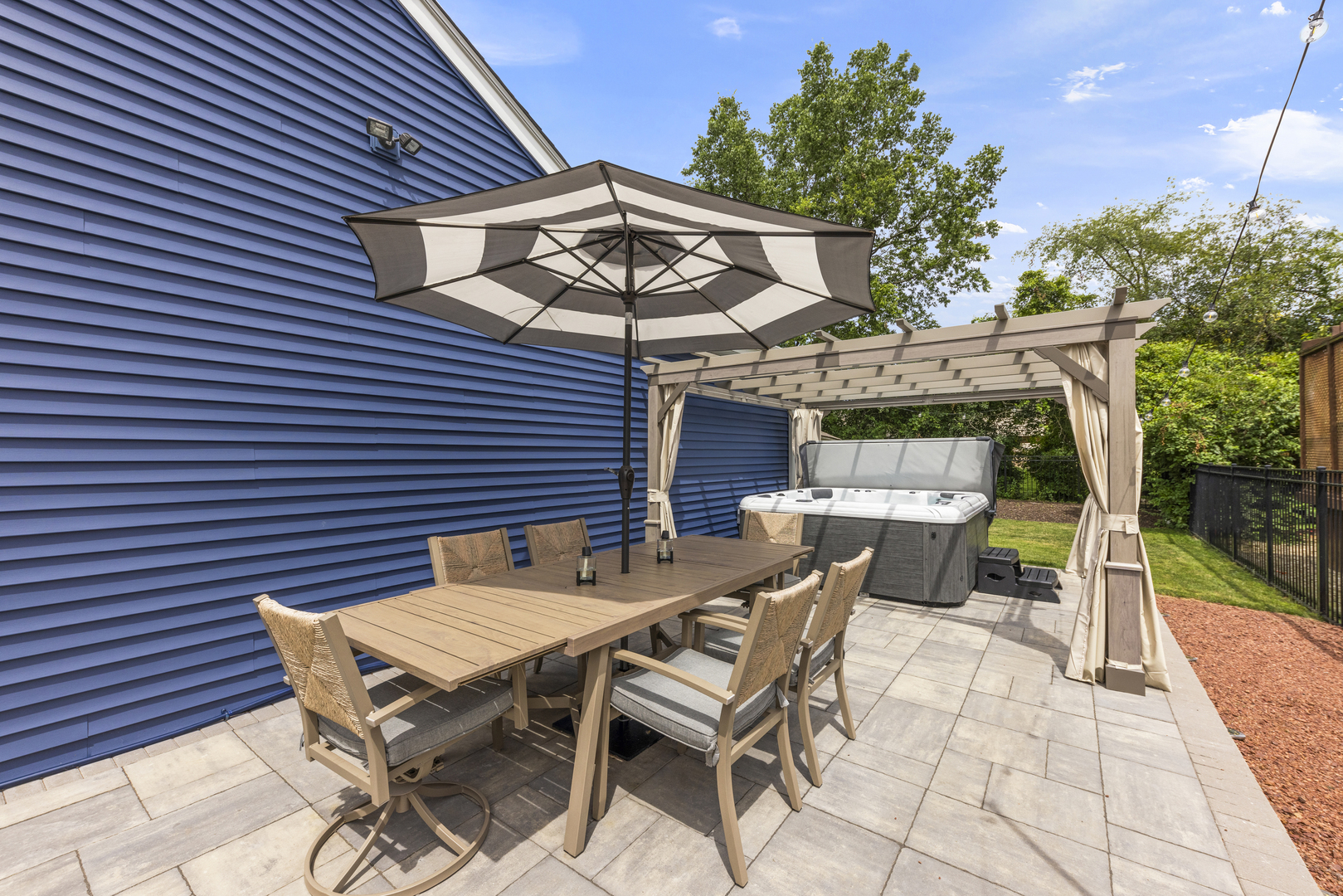 812 Blandford Avenue