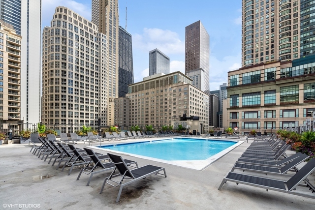 30 E Huron Street Unit: 5301
