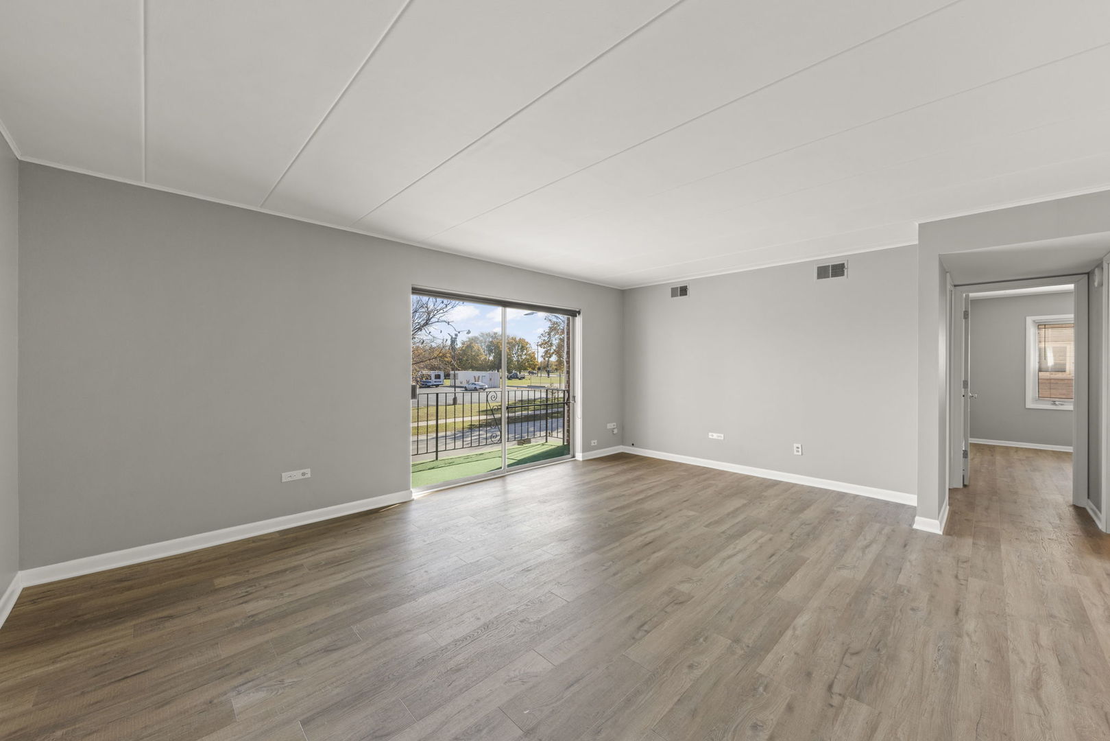 11012 S Kilpatrick Avenue Unit: 2SE