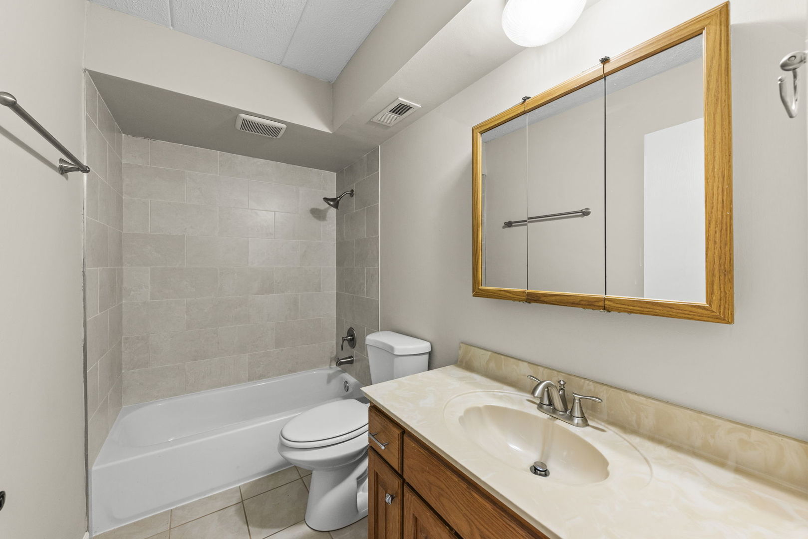 14509 Sussex Court Unit: M4