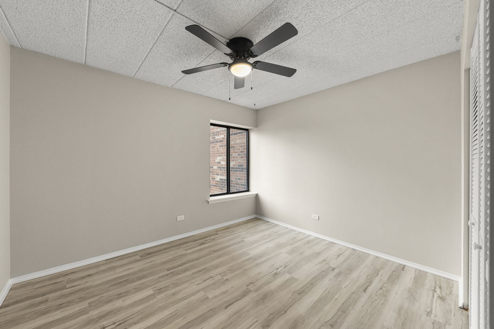 14509 Sussex Court Unit: M4
