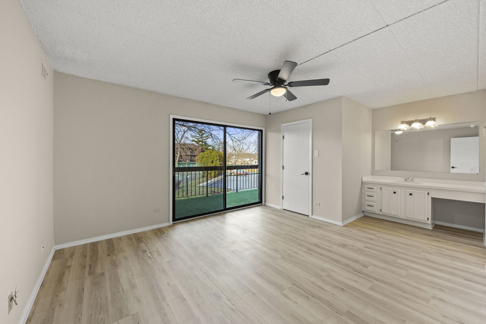 14509 Sussex Court Unit: M4