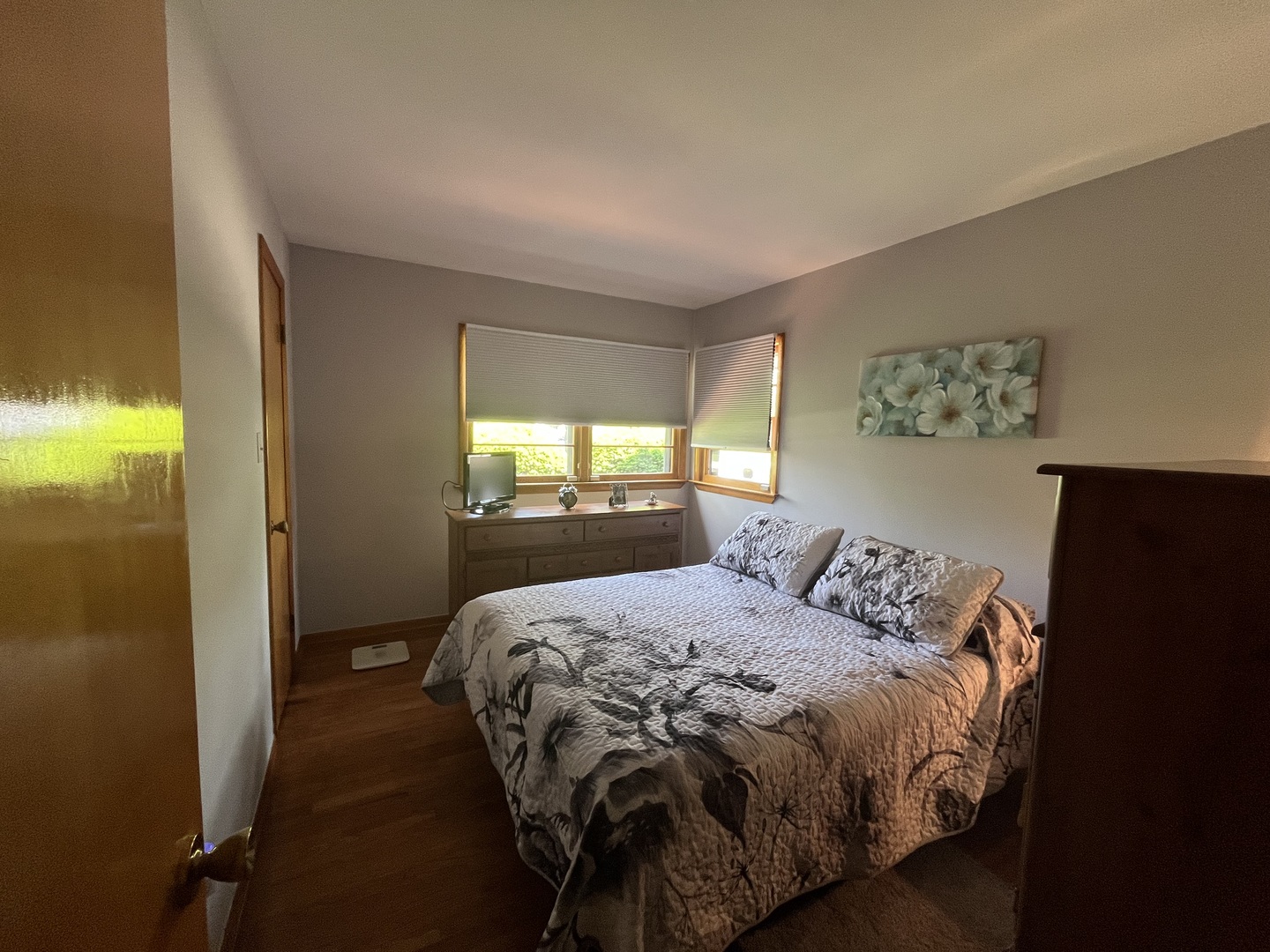 180 E 34th Street