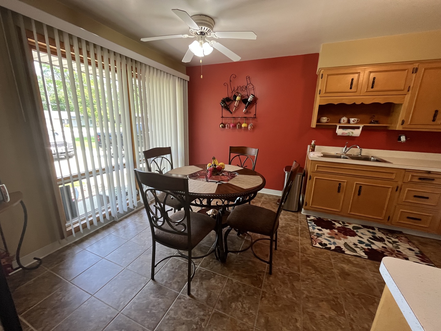 180 E 34th Street