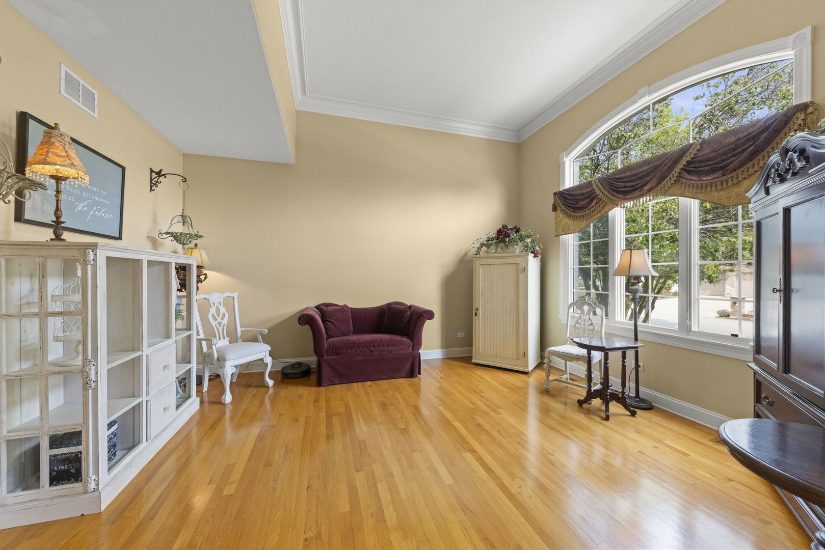 10423 Capistrano Lane