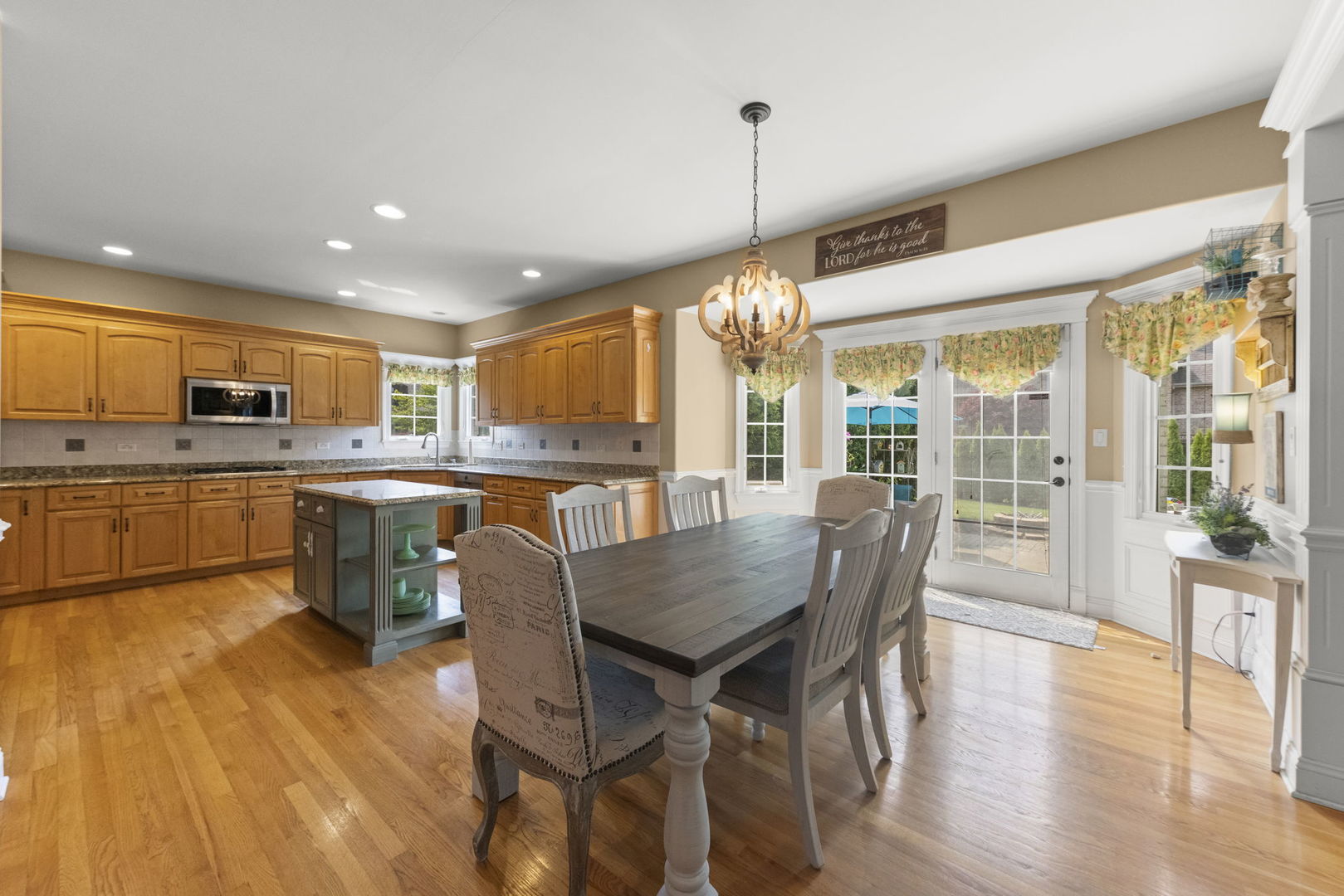 10423 Capistrano Lane