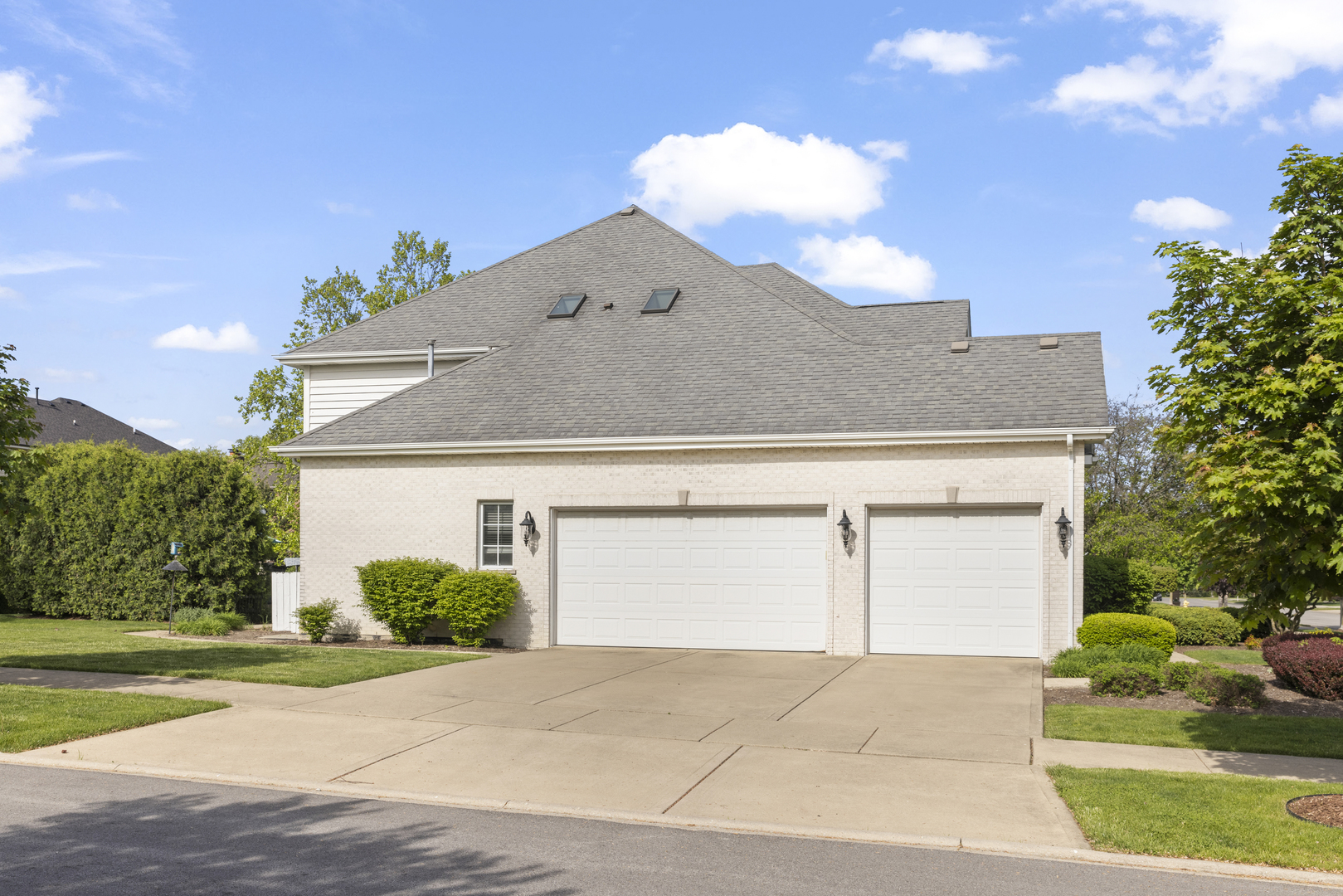 10423 Capistrano Lane