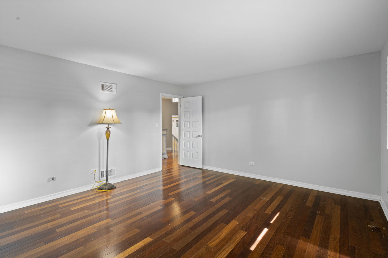 8340 W 145th Place