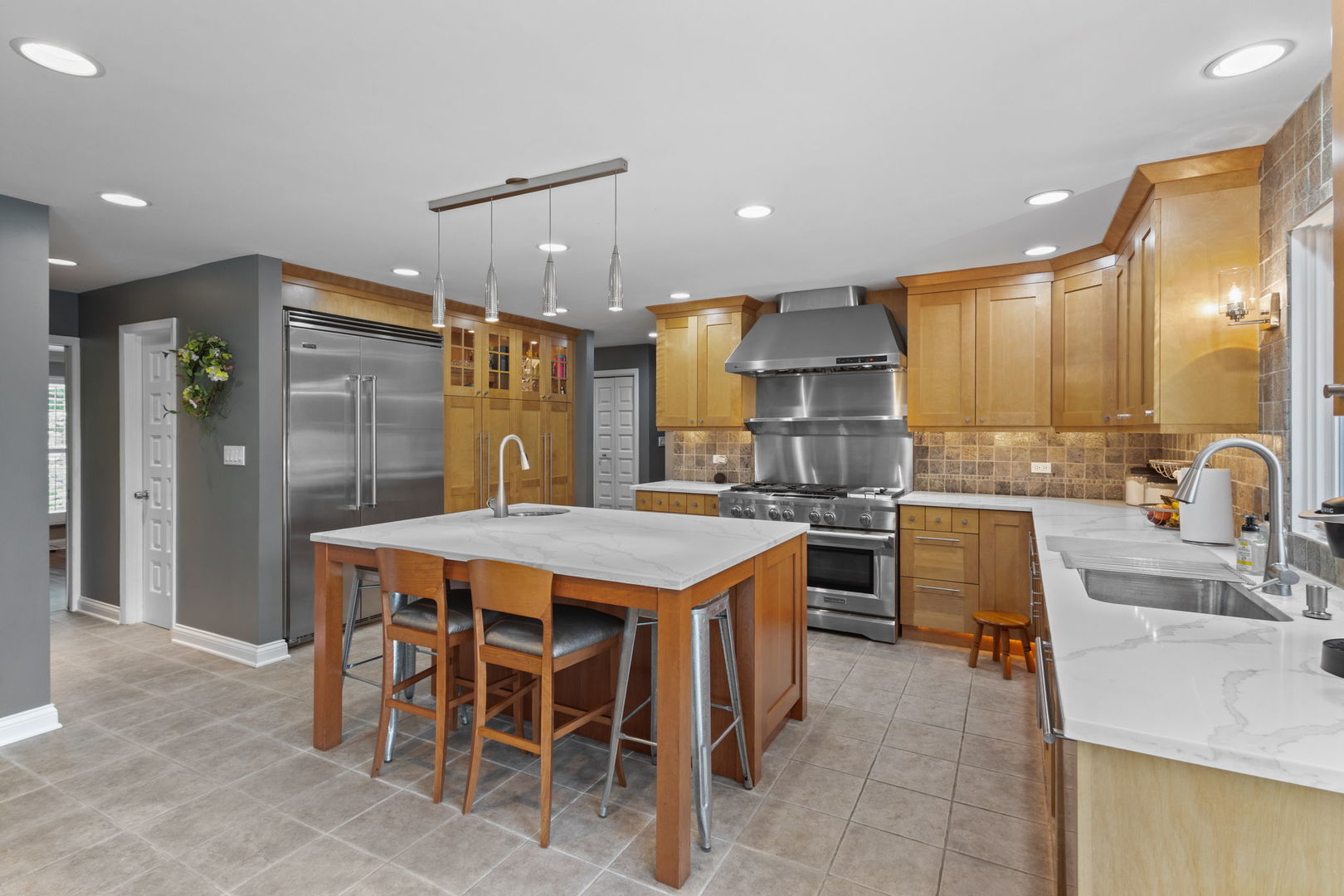 8340 W 145th Place