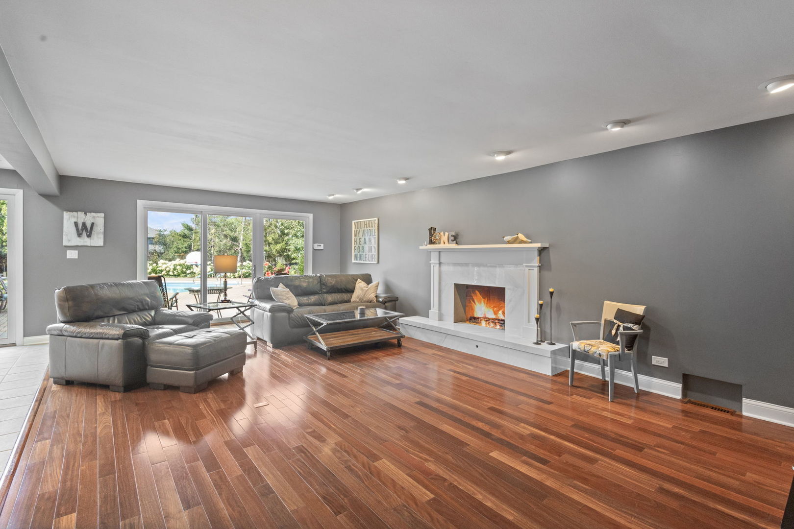 8340 W 145th Place