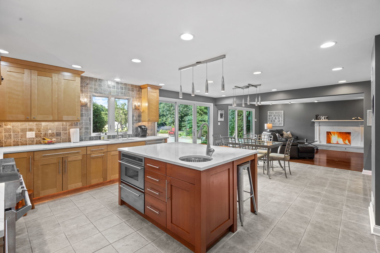8340 W 145th Place