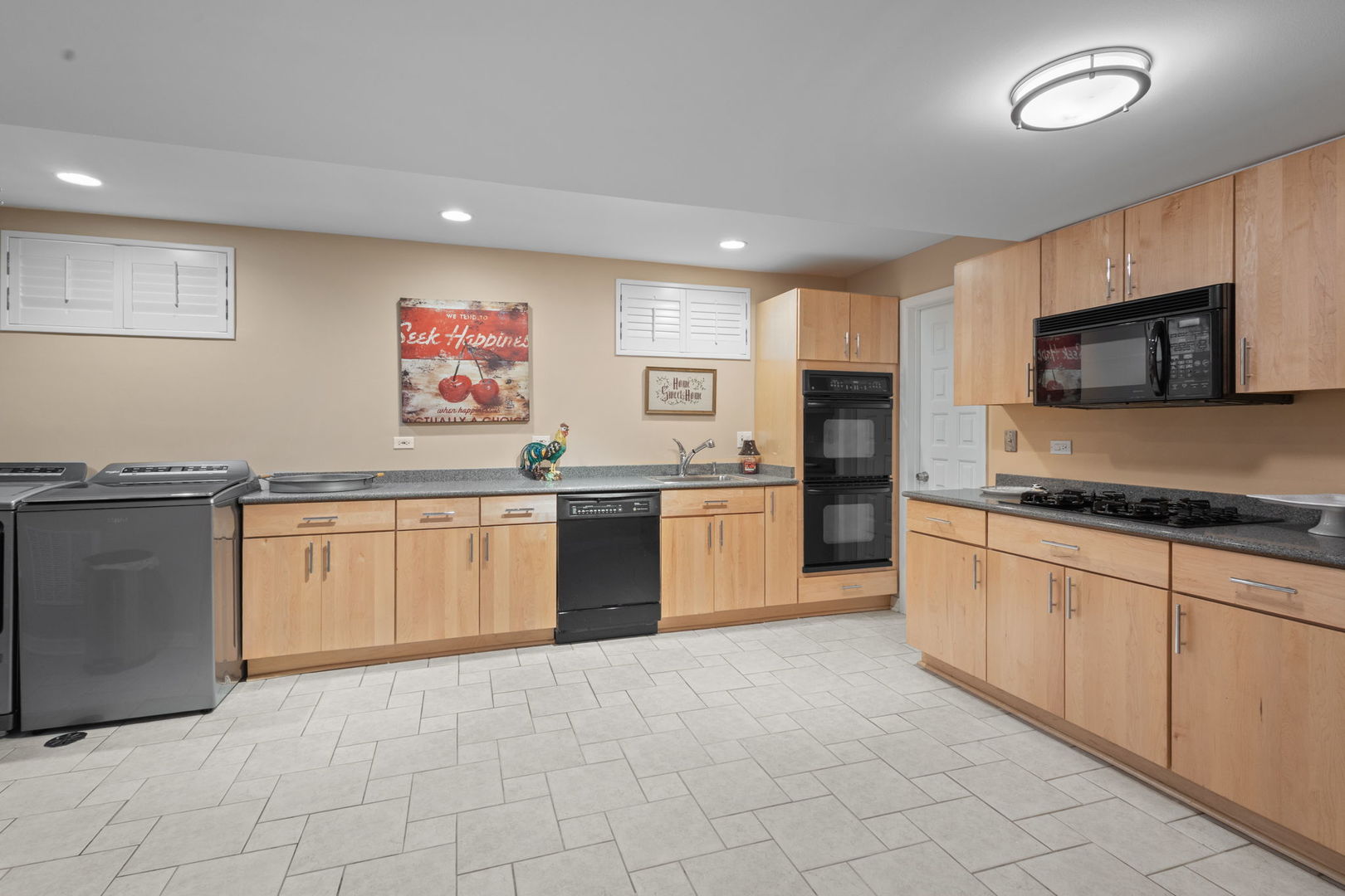 8340 W 145th Place