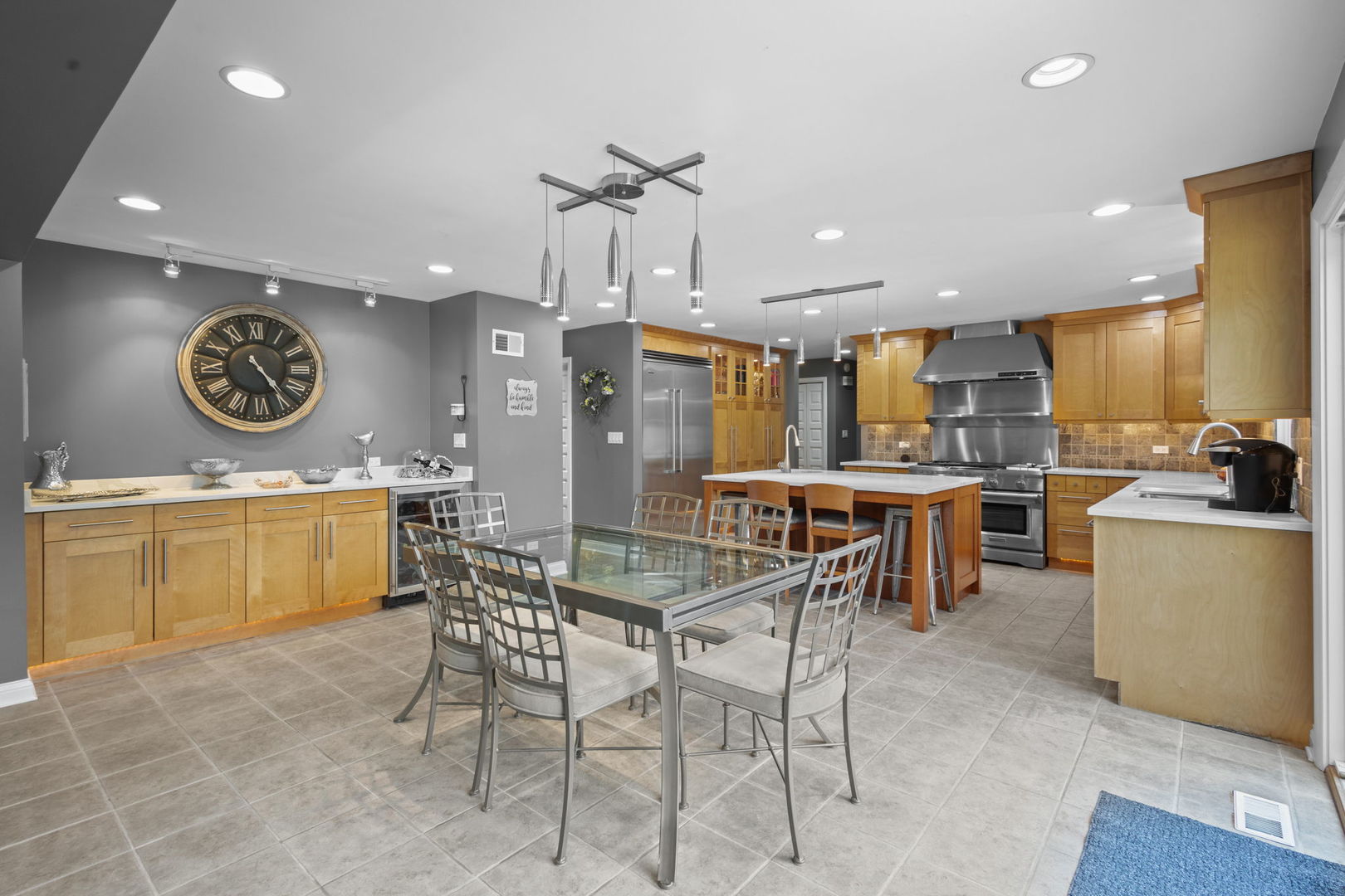 8340 W 145th Place