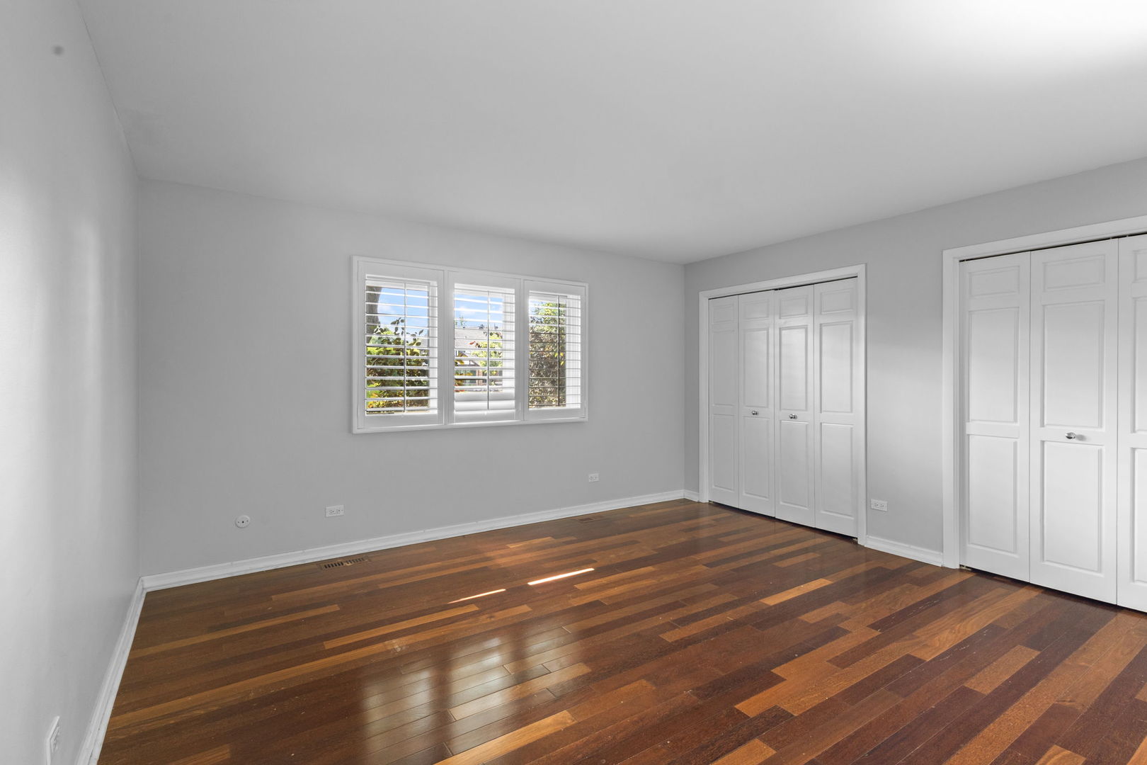 8340 W 145th Place