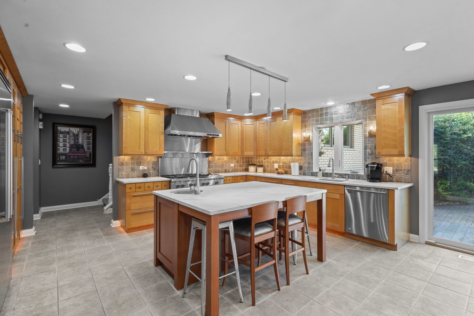 8340 W 145th Place
