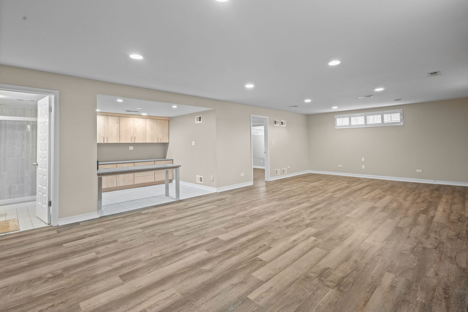 8340 W 145th Place