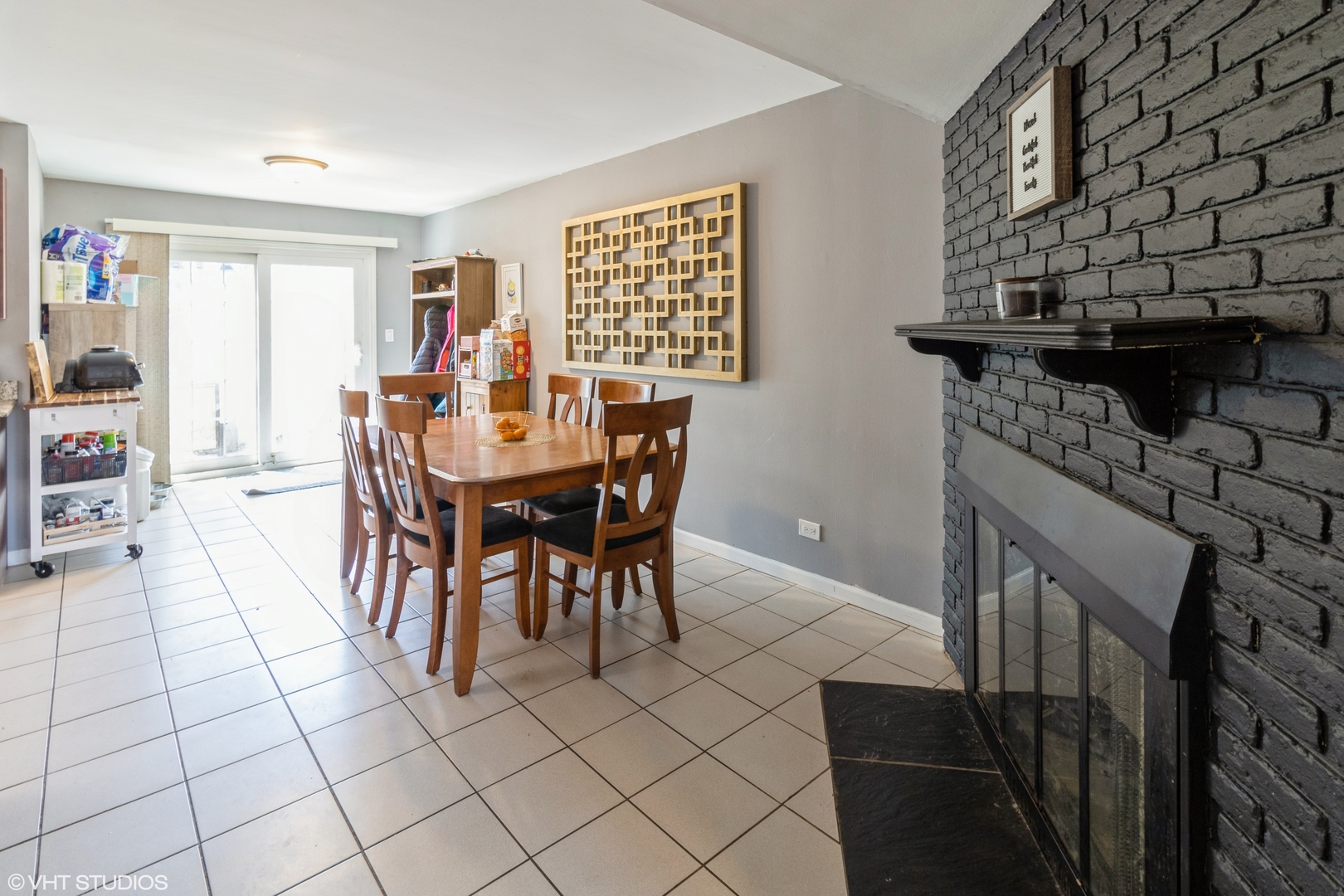 808 Bishop Court