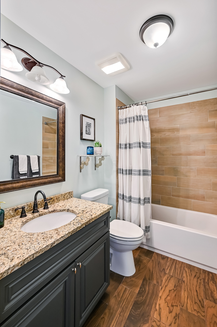 3710 Blanchan Avenue