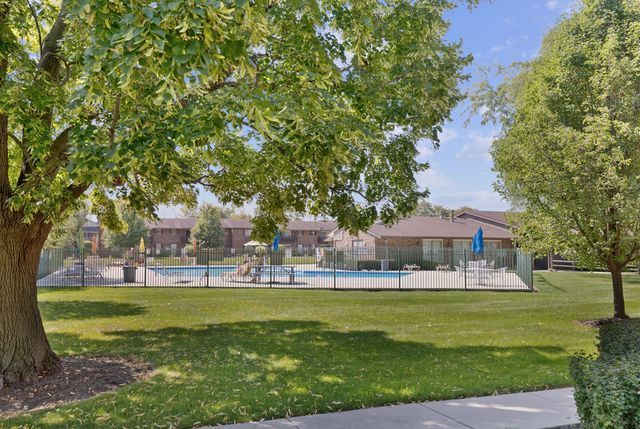 17968 Royal Oak Court Unit: 3N