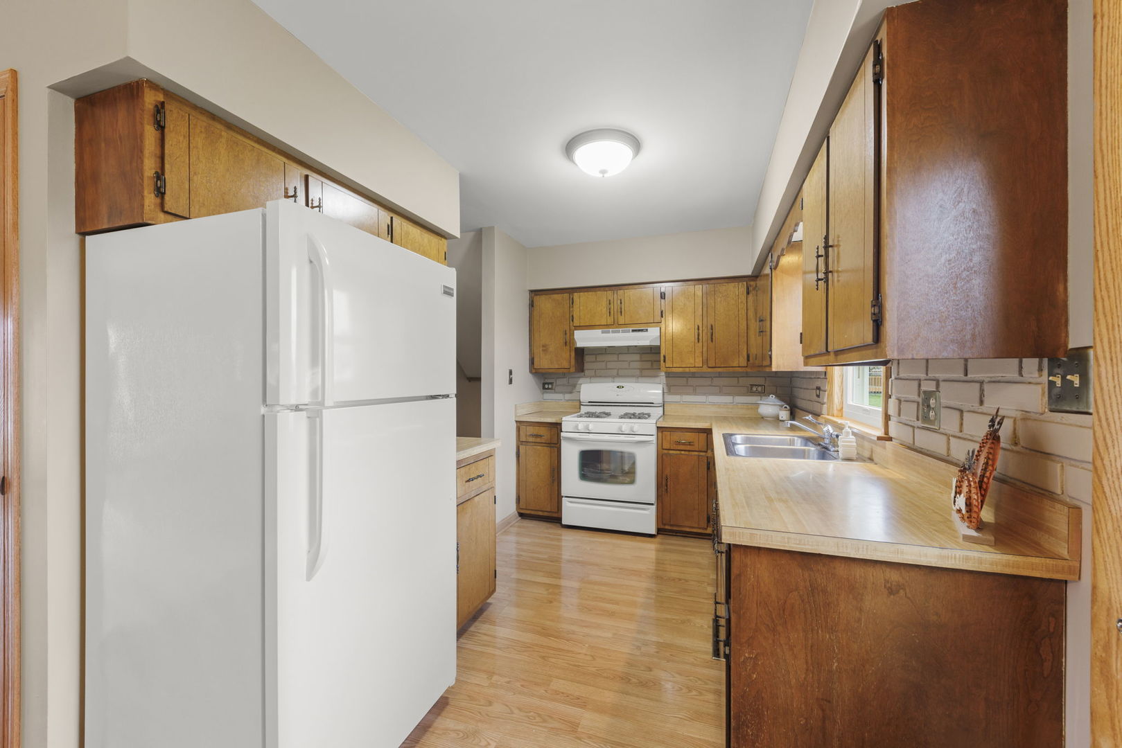 15636 Lockwood Avenue