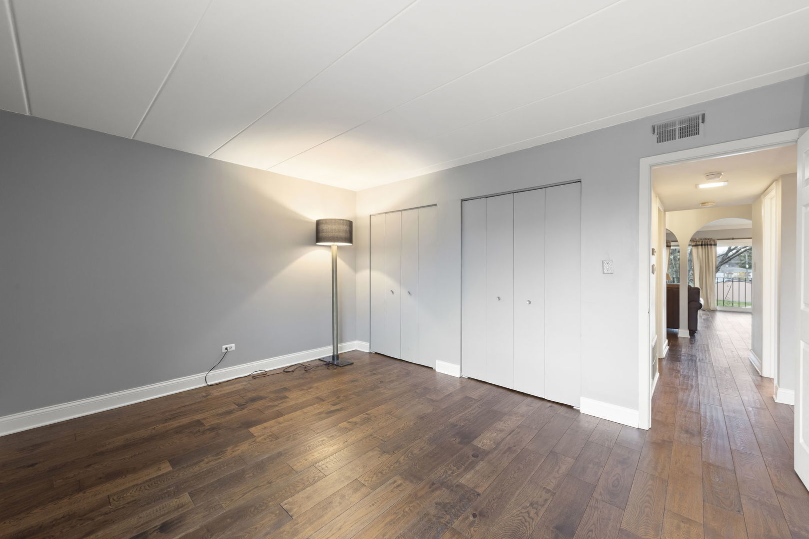 8704 Mobile Avenue Unit: 2C