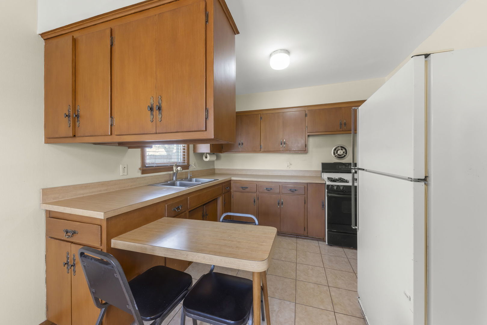 10901 S Nagle Avenue