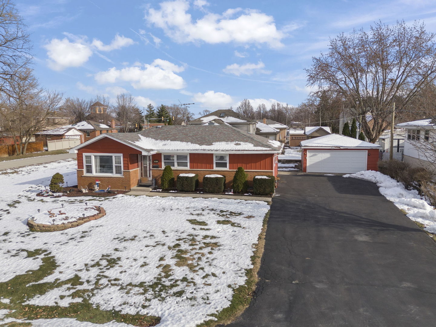 10901 S Nagle Avenue