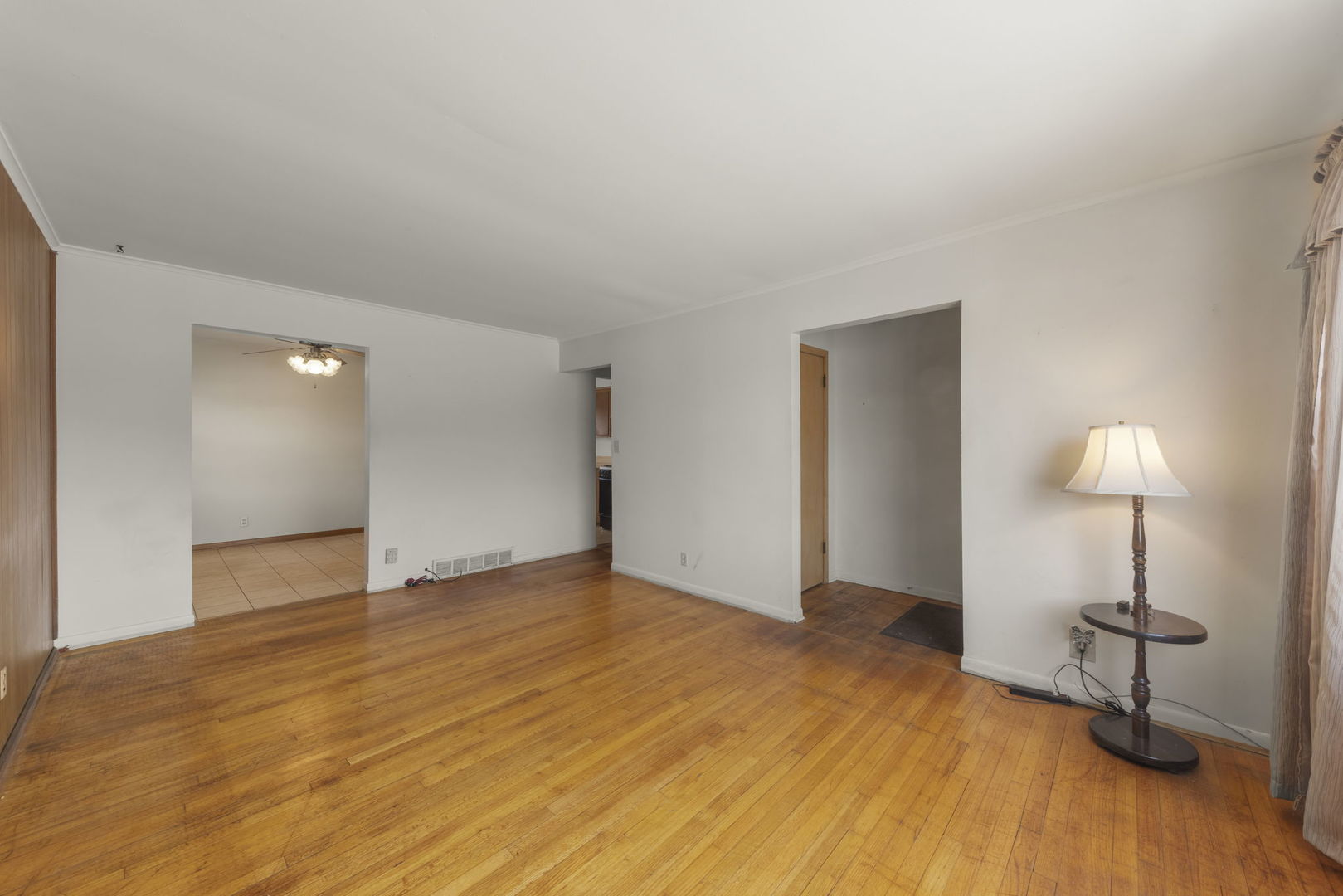 10901 S Nagle Avenue