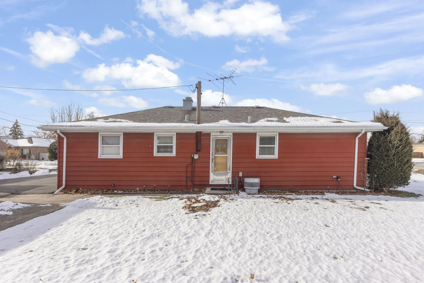 10901 S Nagle Avenue