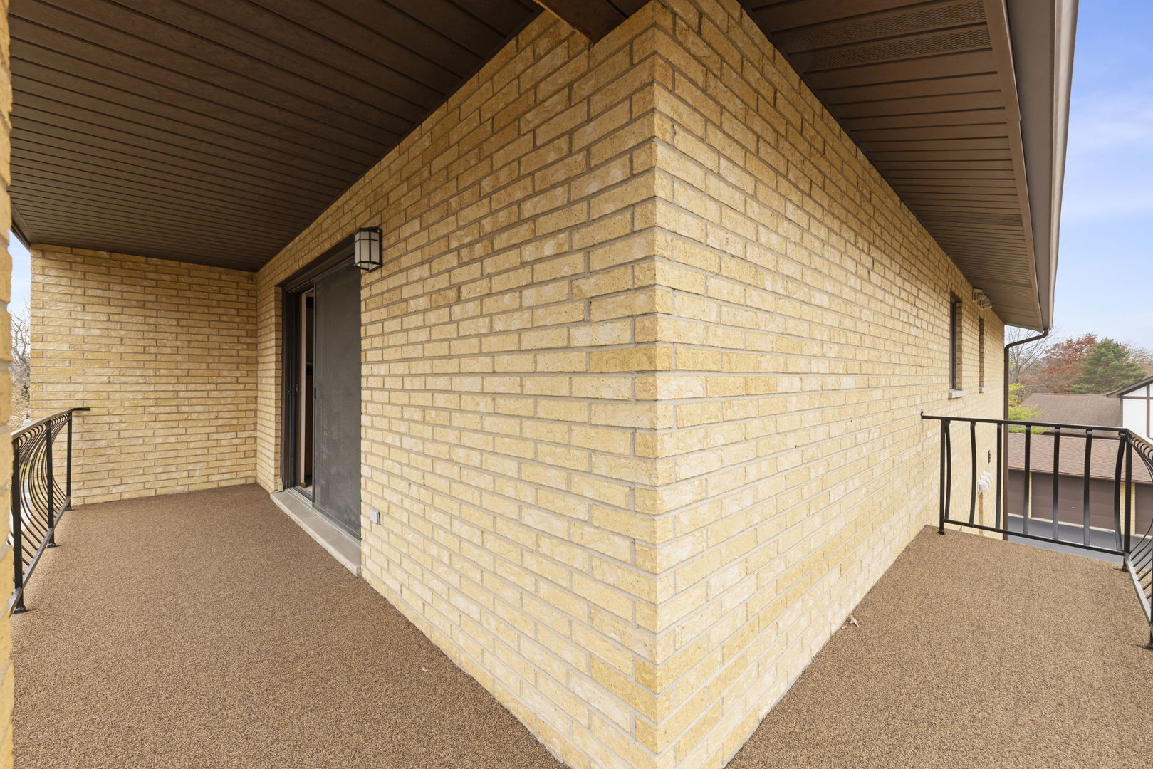 17968 Royal Oak Court Unit: 3N