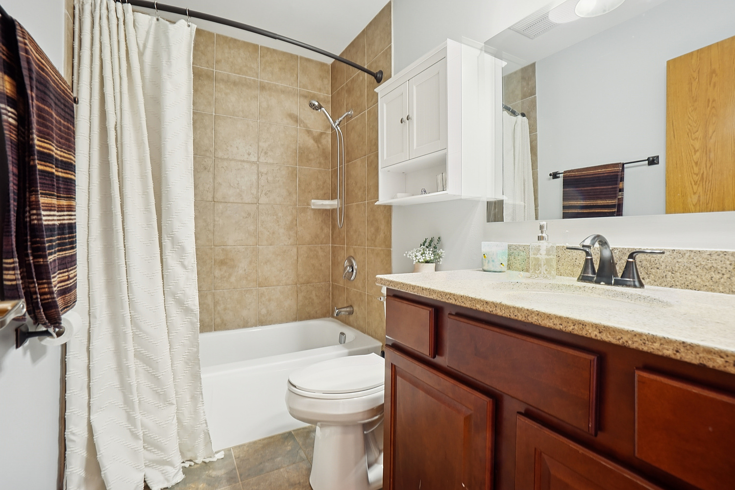 15348 Holly Court Unit: B