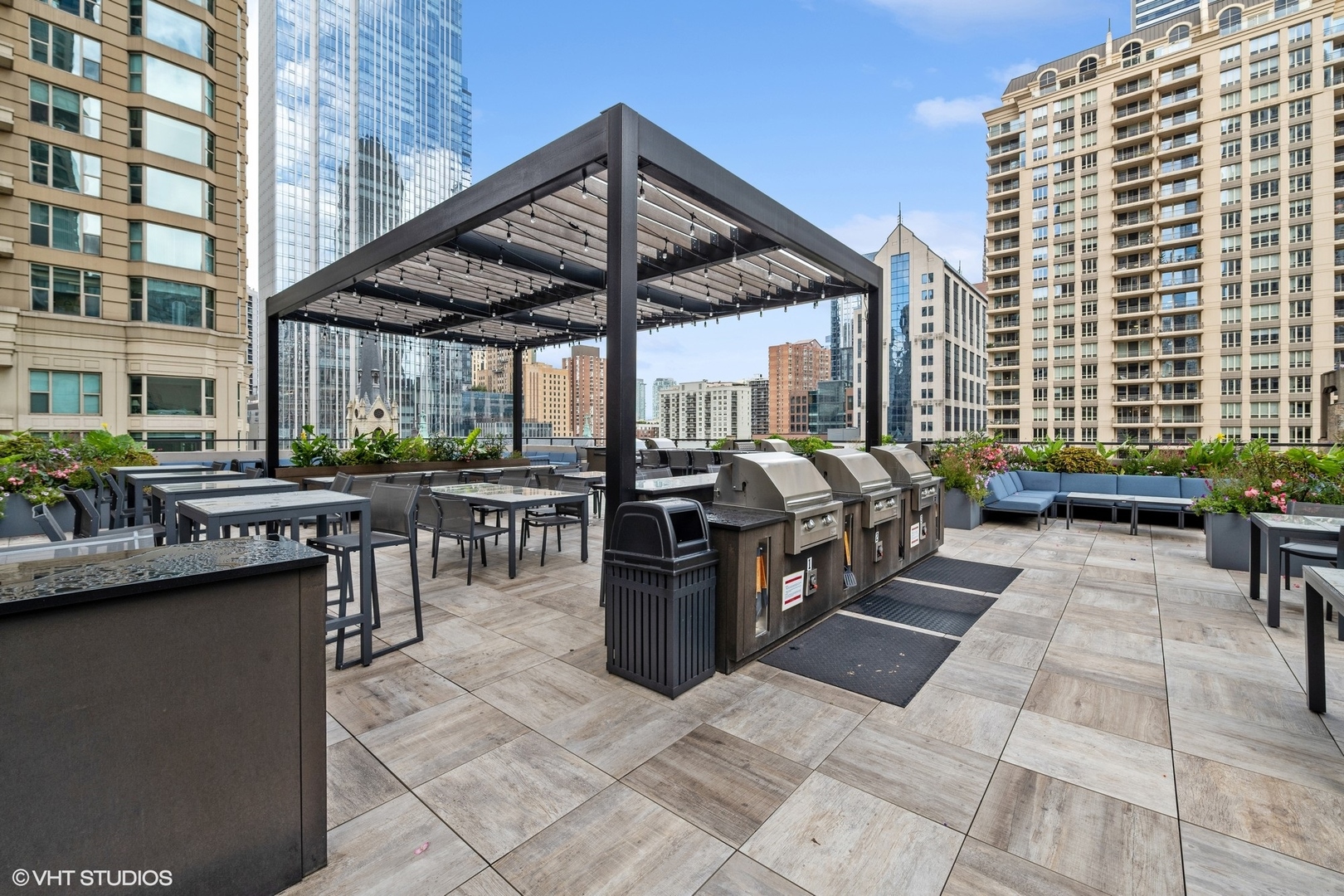 30 E Huron Street Unit: 5301