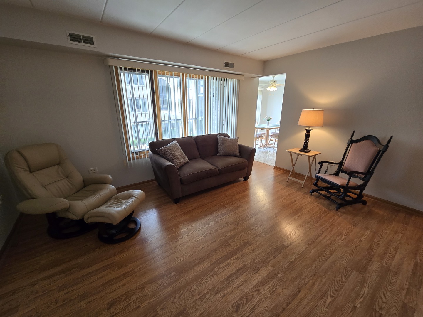 13950 Lavergne Avenue Unit: 907