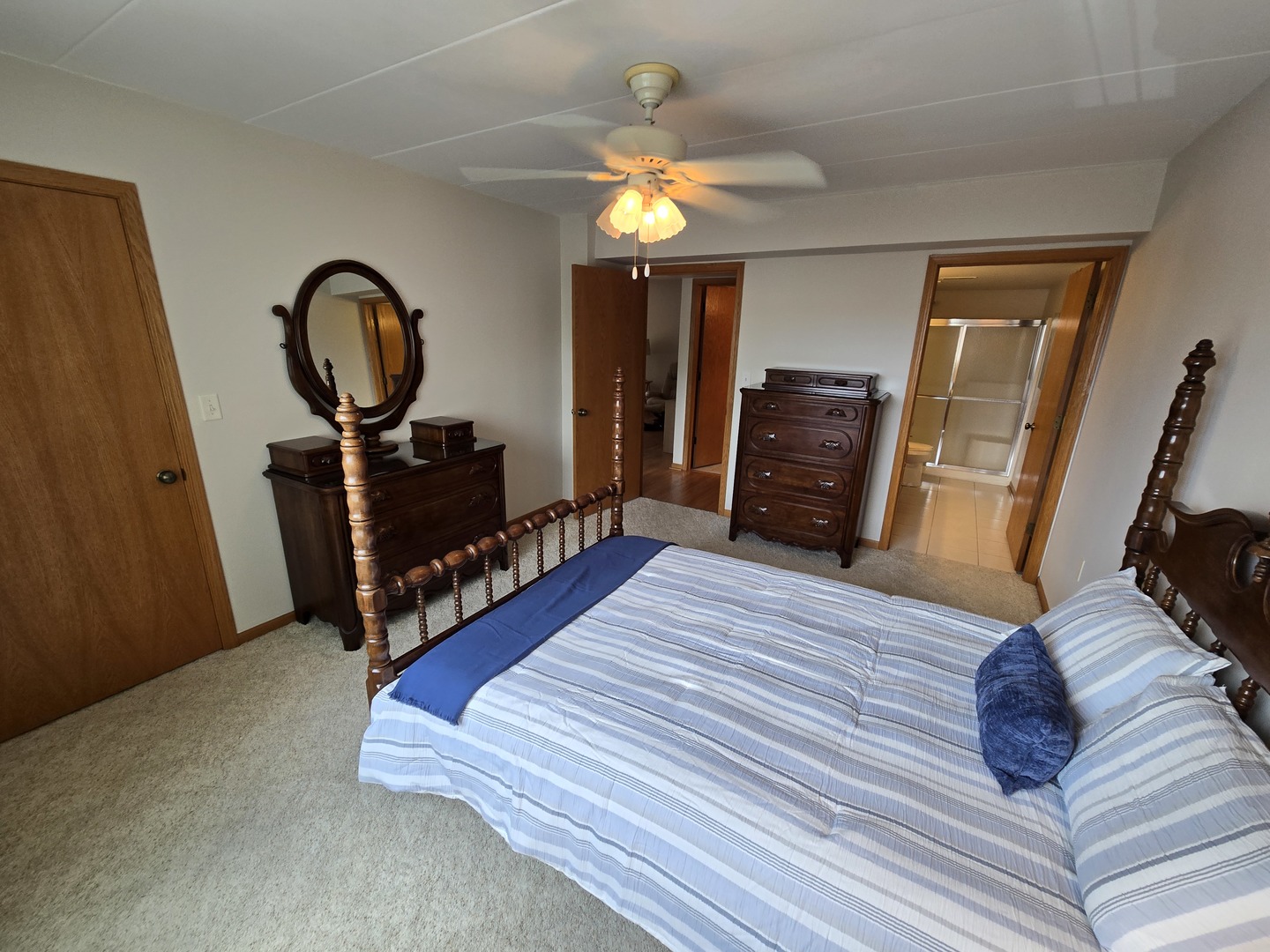 13950 Lavergne Avenue Unit: 907