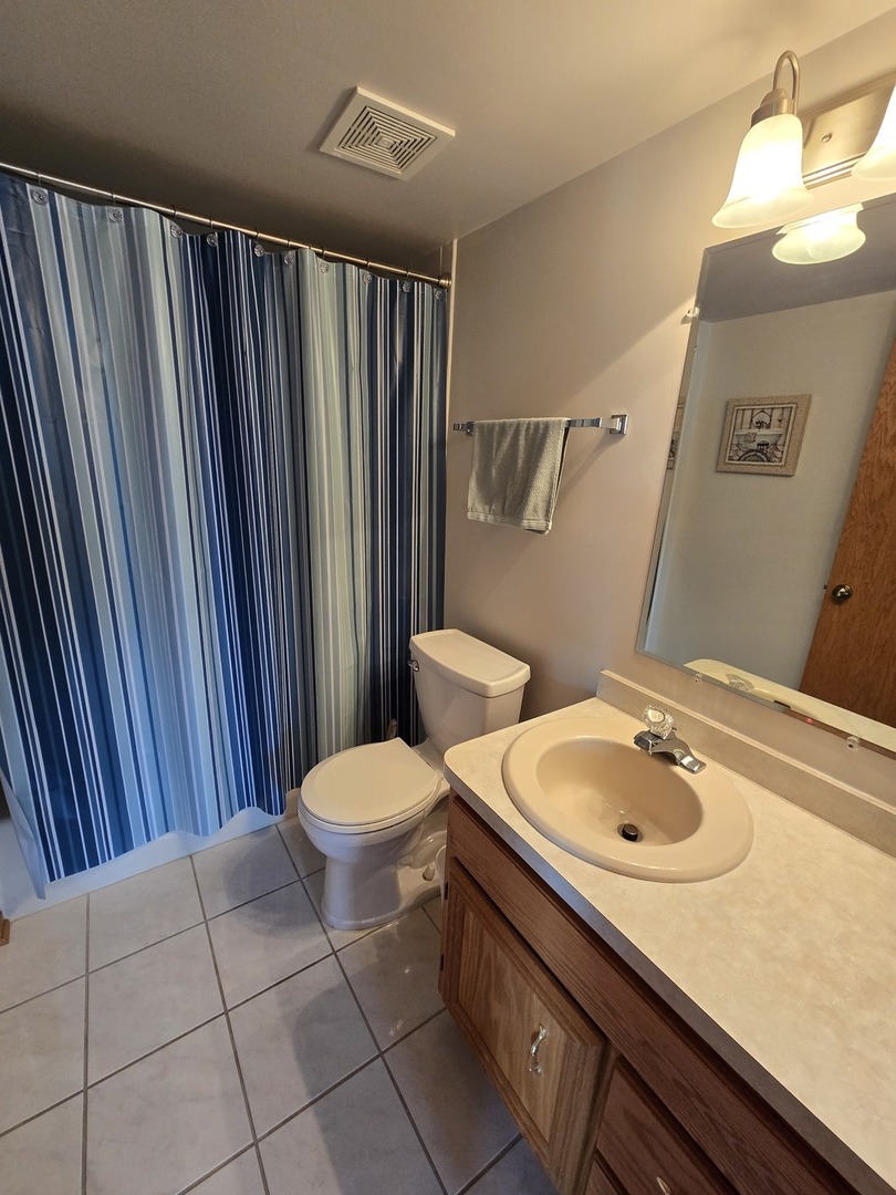 13950 Lavergne Avenue Unit: 907