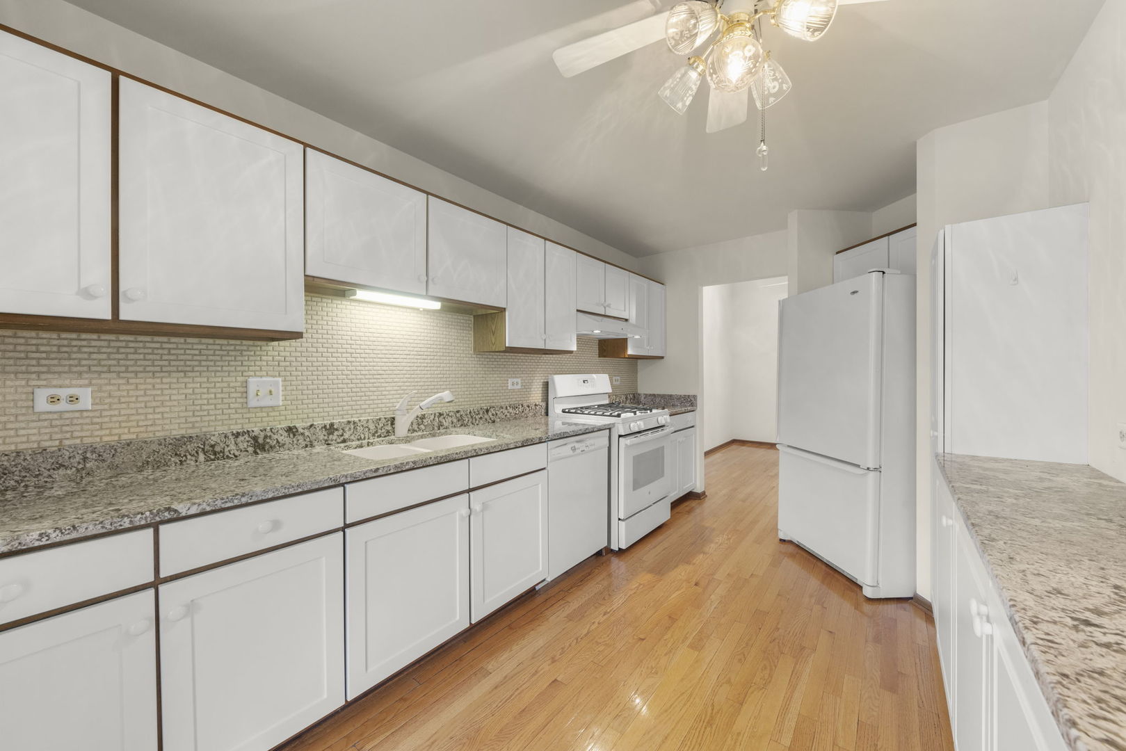 9371 Windsor Parkway Unit: 160