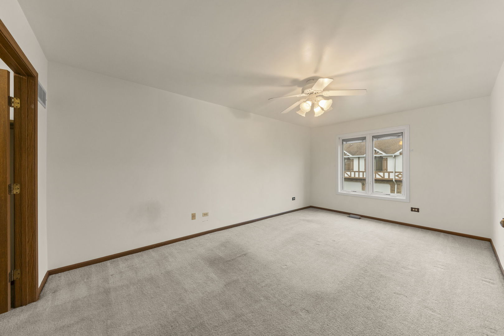 9371 Windsor Parkway Unit: 160