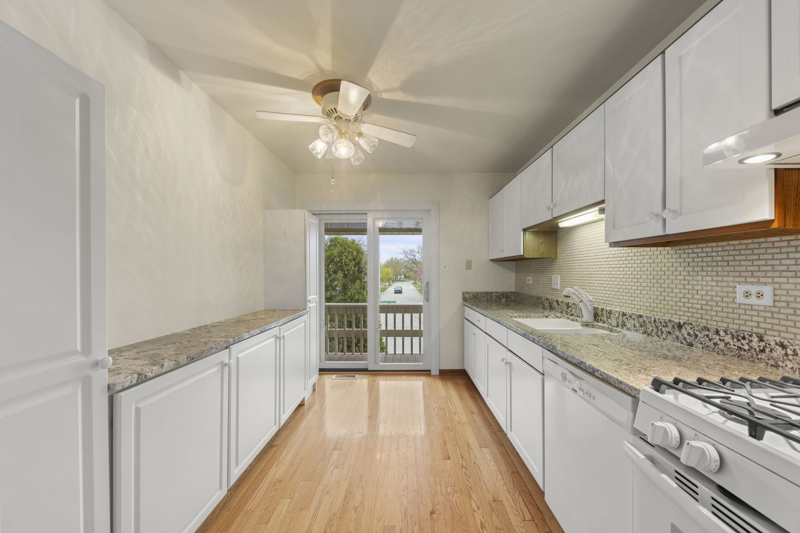 9371 Windsor Parkway Unit: 160
