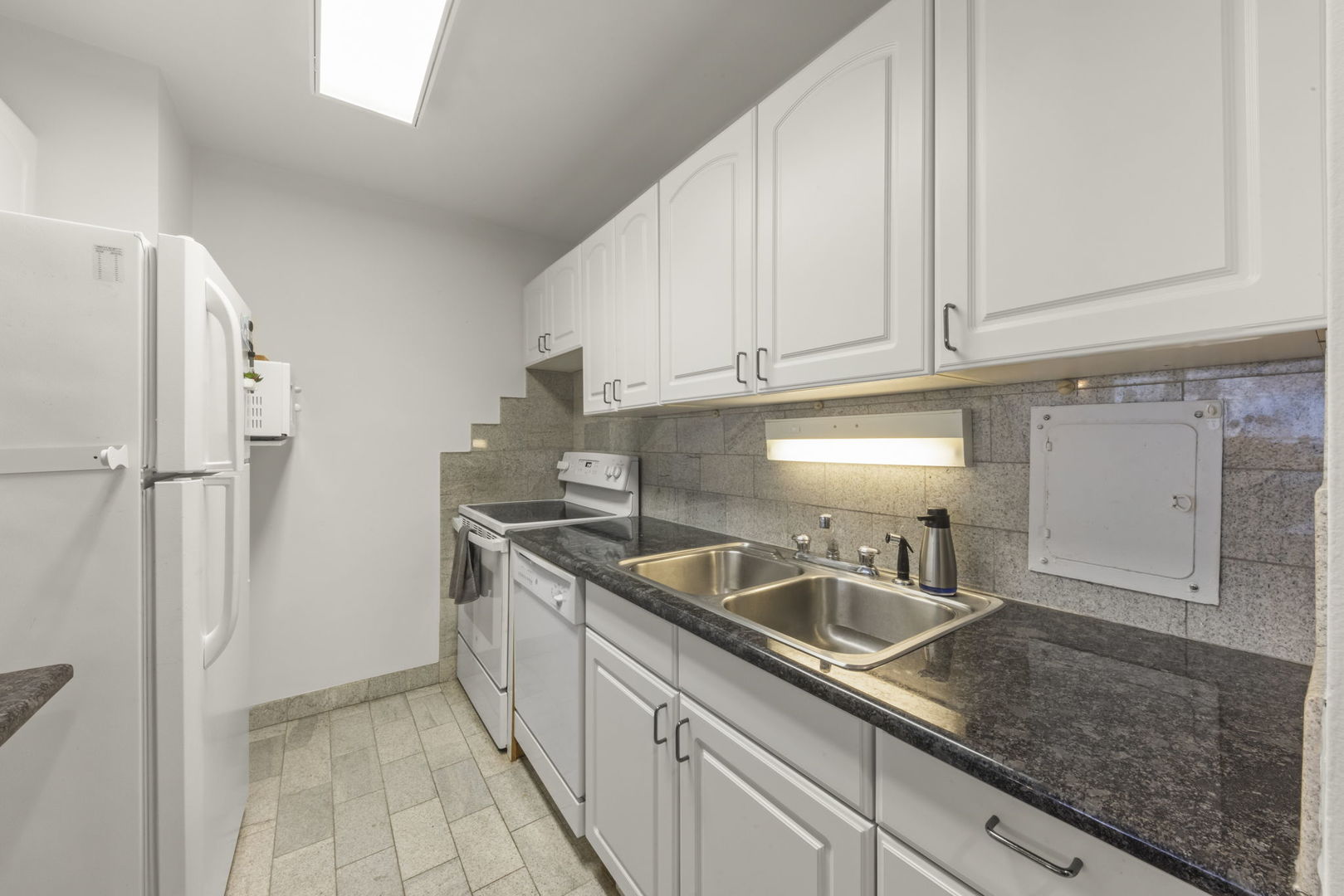 535 N Michigan Avenue Unit: 1506