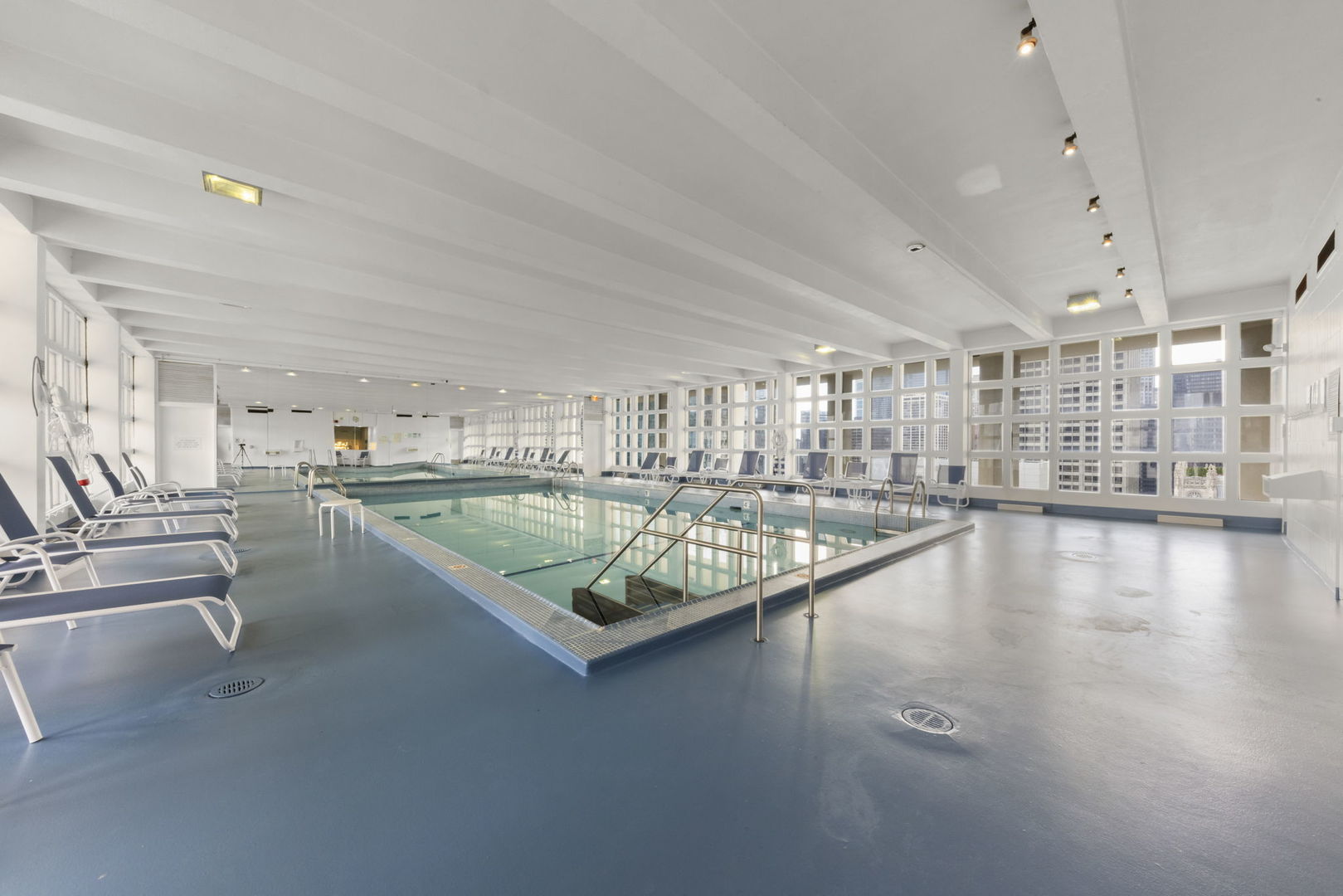 535 N Michigan Avenue Unit: 1506